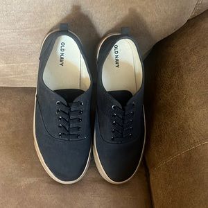 Gender-Neutral Canvas Lace-Up Sneakers for Kids